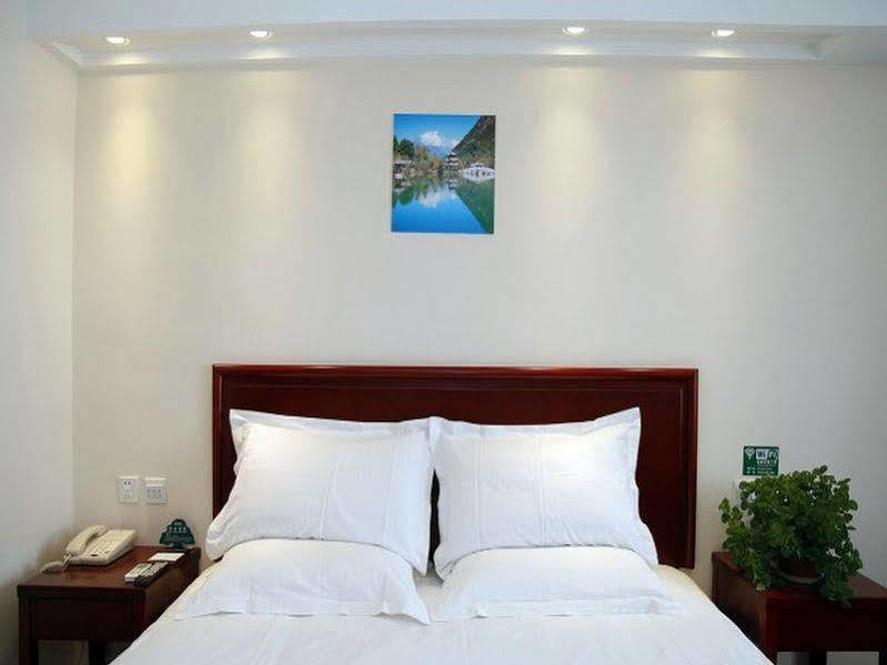 Greentree Inn Beijing Capital Airport Second Express Hotel Pequim Exterior foto